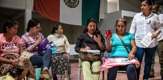 Indigenous women at an access to information and data privacy workshop.