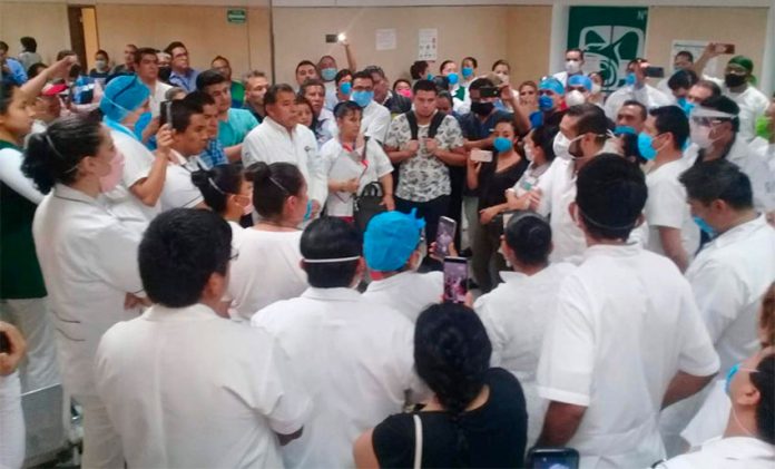 The Puebla hospital meeting that turned violent on Tuesday
