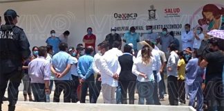 Hospital workers protest equipment shortages.