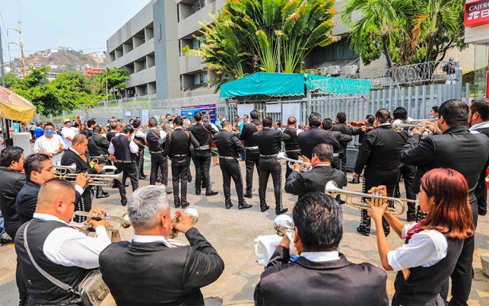 Mariachis perform Friday in Guerrero.