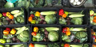 The Weekly Huacal, a selection of vegetables, fruits and herbs from vendors in the Central de Abasto market.