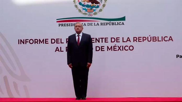 President López Obrador at the National Palace on Sunday.
