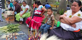 Street vendors in Veracruz