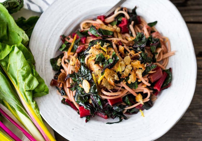 You can use any spaghetti for this chard and pasta dish.