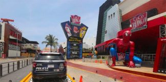 There is nothing more to see at Coco Bongo than police and a few birds.