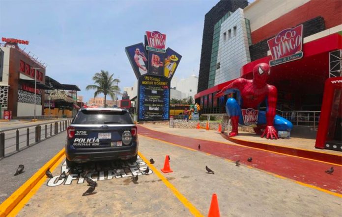 There is nothing more to see at Coco Bongo than police and a few birds.