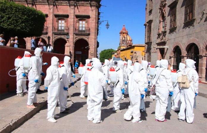 A coronavirus disinfection crew in San Miguel.