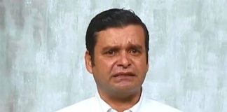 'People are increasingly walking around the streets doing nonessential activities:' Echeverría