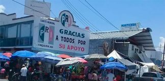 The outdoor market in Ixmiquilpan continues every Monday.