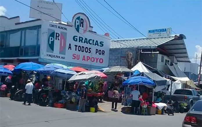 The outdoor market in Ixmiquilpan continues every Monday.