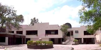The drug lord's mansion in the Jardines de Pedregal neighborhood of Mexico City.