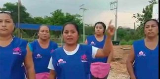 Angry seamstresses in Tabasco.