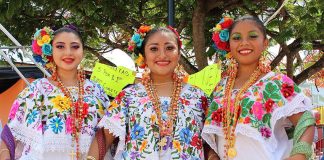 The three-part hipil, a variation found on the Yucatán Peninsula.