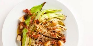 Grilled cabbage with bacon is simple but delicious.