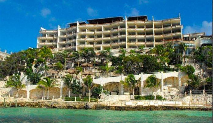 Hotels and other tourism businesses in Quintana Roo are eager to get health certification.