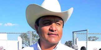 Negrete posted a letter on Facebook to the leader of the Santa Rosa de Lima Cartel.