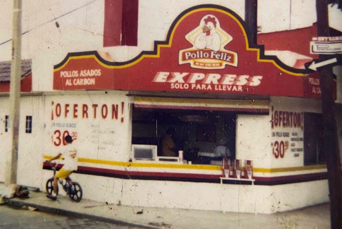 The first Pollo Feliz opened in Los Mochis, Sinaloa, in 1975.