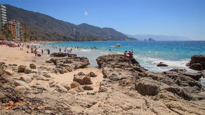 Puerto Vallarta seeks to bring back the tourists.