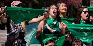 Women demonstrate in favor of abortion in Mexico City.