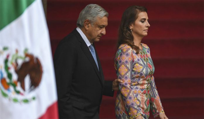 The president and Gutiérrez, who has been dubbed Witch of the Palace on Twitter.