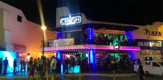 Although Baja Sur has seen coronavirus case numbers rise, there is pressure to reopen bars to give visitors a place to go.