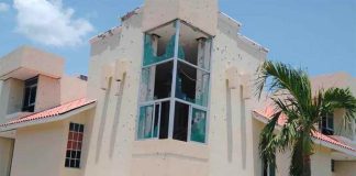 A bullet-ridden home in El Aguaje, Michoacán.