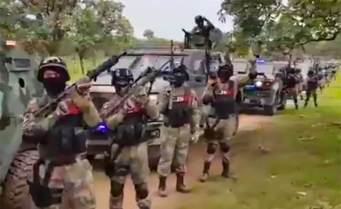 A screenshot from the video of the cartel convoy.