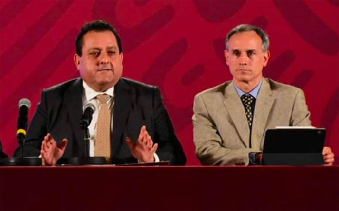 Governor Mendoza and López-Gatell at a meeting in May