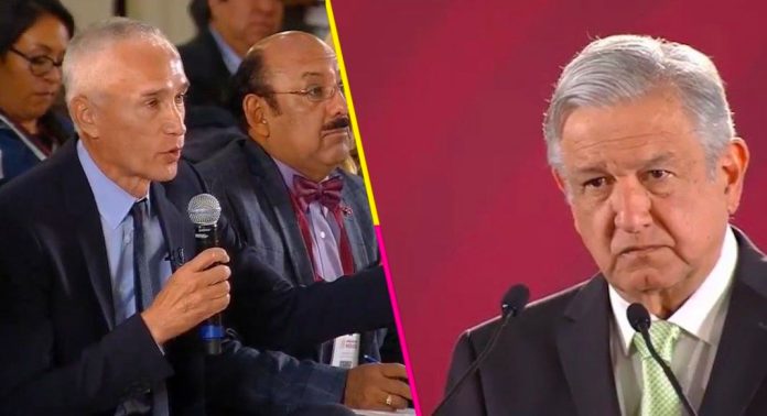 Ramos and López Obrador face off at a morning press conference last year.