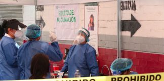 A virus information kiosk in Mexico City.