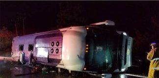 The bus rolled over on the Mexico City-Toluca highway.