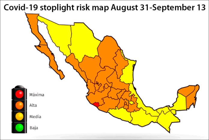 Mexico changes color as the coronavirus risk level drops in more states.