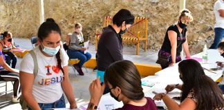 More than 10,000 students are expected to apply for a free tablet.