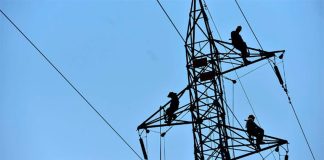 electrical transmission tower