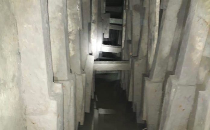 The tunnel discovered by soldiers in Matamoros.