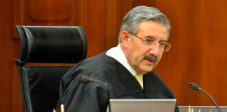 A vote could also violate the past presidents' right to the presumption of innocence, Justice Aguilar said.