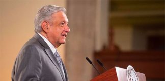 43% believe President López Obrador is doing a good job combatting corruption.