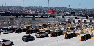 mexico-us border crossing