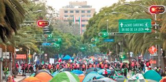 The anti-AMLO protest camp on Juárez Avenue.