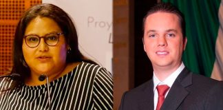 Senator Hernández and former professor Perezalonso.