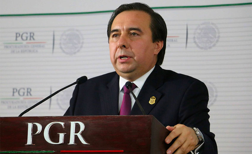 Former chief investigator Zerón has been accused of stealing more than 1 billion pesos.