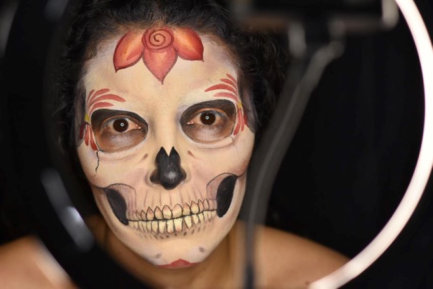 Ponce's final version of the traditional Catrina skeleton is both beautiful and frightening.