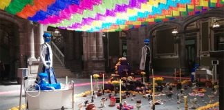 The earlier version of Puebla's altar, dubbed 'the altar of terror.'