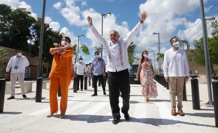 López Obrador in Quintana Roo on the weekend