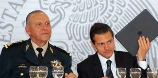 Former defense minister Cienfuegos and Peña Nieto.