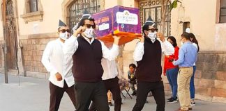San Luis Potosí's dancing pallbearers.