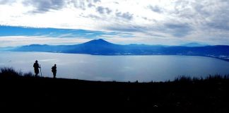 A superior spot to view Lake Chapala is from the El Chante Glider Launch Point.