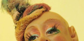 Mayra René's art melds U.S., European and Mexican doll making traditions.