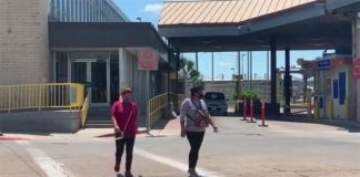 The Gateway International Bridge between Matamoros, Tamaulipas, and Brownsville, Texas.