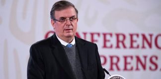 Marcelo Ebrard announces trials plans at the president's press conference.